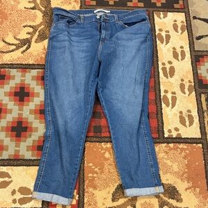 Womens Levi Strauss signature jeans